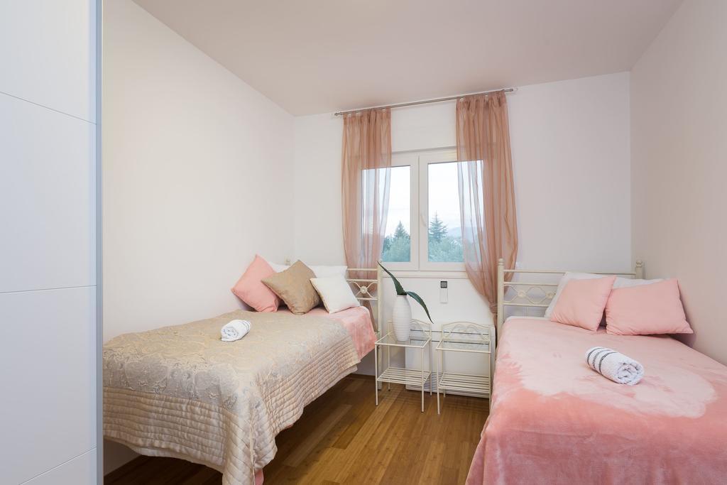 The Adriatic Pearl Split Apartment Podstrana Exterior photo